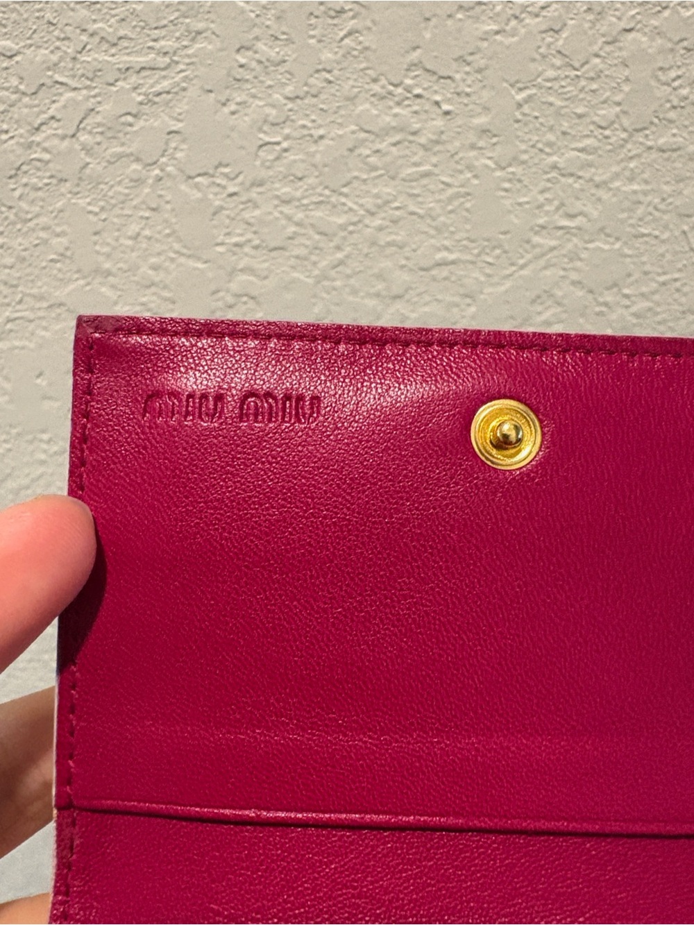 Miu Miu Glossy Patent Card Key Holder Wallet - Picture 7 of 12